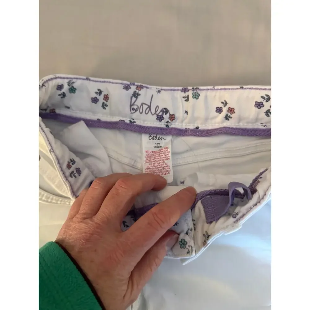 Mini Boden white shorts size 10